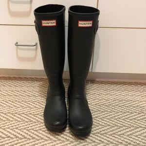 Hunter Tall Black Rainboots
